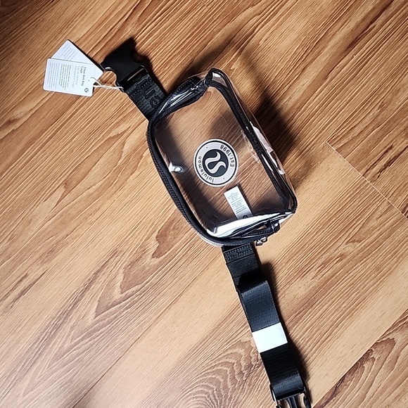 Lululemon NWT! "The Everwhere Clear Belt Bag" - Picture 6 of 16